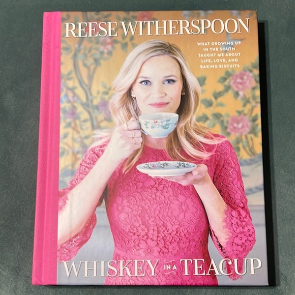 REESE WITHERSPOON | WHISKEY IN A TEACUP HARD BACK BOOK - Picture 2 of 7